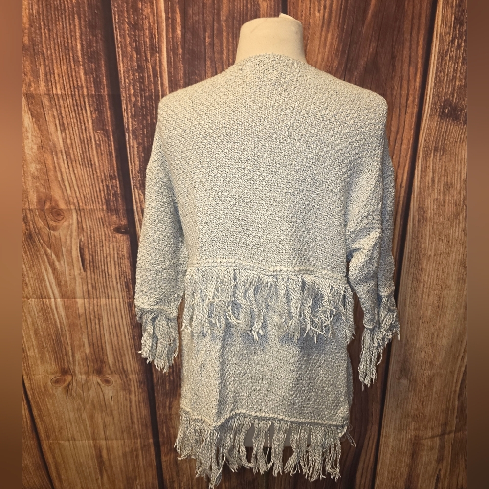 Cupcakes And Cashmere Calypso Fringe Cardigan Size S Gray/Black - Picture 4 of 9